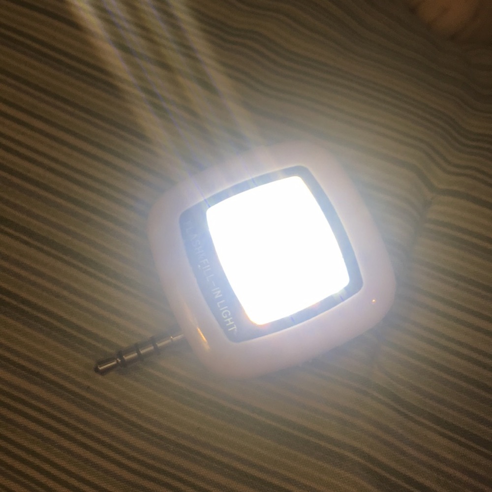 Selfie Glow Square